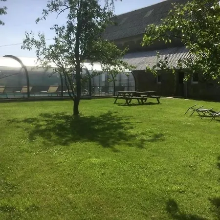 La Petellerie, Avec Piscine Pour Un Sejour Detente * Moyon