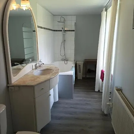 Holiday home La Petellerie, Avec Piscine Pour Un Sejour Detente