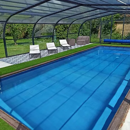 La Petellerie, Avec Piscine Pour Un Sejour Detente Дом отдыха