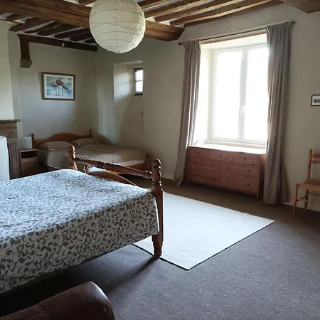 La Petellerie, Avec Piscine Pour Un Sejour Detente *