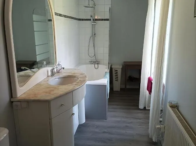 Dom wakacyjny La Petellerie, Avec Piscine Pour Un Sejour Detente